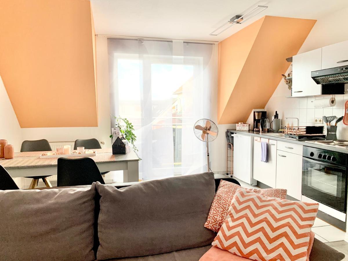 Cottbus-Apartments - Apricot Apartment I Privat I Wifi I Kueche I Balkon Exterior photo